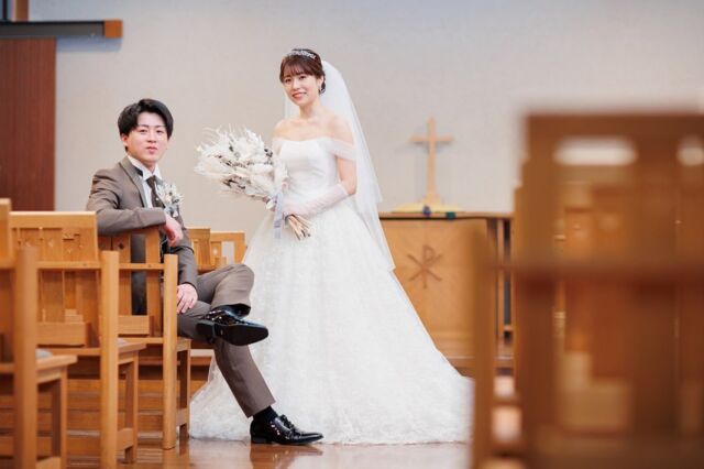 関西学院会館にある"ベーツチャペル"は、1999年関西学院会館創立と共に創立されました。
日曜日の礼拝でも使用され、日頃から皆様に愛されています😊
　
天窓から自然光が差し込み、やさしい光の空間が広がるベーツチャペルでの挙式や撮影もおすすめです🌙

=====
結婚式の相談や質問は、お気軽にDMへ
　
▲2024年4〜5月ご案内枠は残りわずか
＊2024年9月の案内スタートしました＊
=====

#関西学院大学 #関西学院会館 
#関学結婚式 #キャンパスウェディング 
#キリスト挙式 #本物の教会
#関学ウェディング #大学挙式
#関学挙式 #関学前撮り
#神戸結婚式 #神戸プレ花嫁 
#神戸挙式 #kg #関西プレ花嫁 #プレ花嫁#プレ花嫁さんと繋がりたい #2023秋婚 #2023冬婚 #2024春婚 #結婚式場探し
#母校前撮り #母校 #関学 #神戸結婚式場
#ロケーション撮影 #チャペル前撮り #チャペルフォト