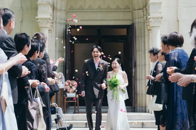 秋の婚礼が来月よりスタートします⛪️
1組1組違うストーリーがあり、同じ結婚式でも同じ結婚式ではありません。
どんなストーリーが見れるのか楽しみです☺️
@kwangakukaikan_wedding 
@raitakuwahara 
#結婚式
#関学
#神戸
#kg
#挙式