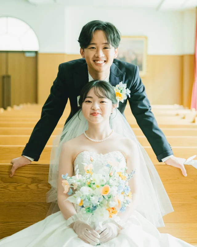 とても素敵なお二人🩷
お二人の笑顔と同じくらい当日も良いお天気に
恵まれた結婚式となりました☺️
この日は、社会学部チャペルにて挙式💒
❤️
永遠の愛を誓われたお二人
末永くお幸せになって下さいね
#関学
#結婚式
#kg
#挙式
#社会学部チャペル